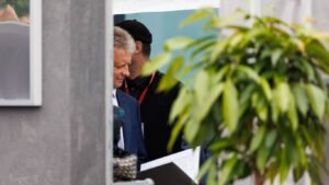 АвтоВАЗ запускает Lada Business: новые возможности для корпоративного транспорта