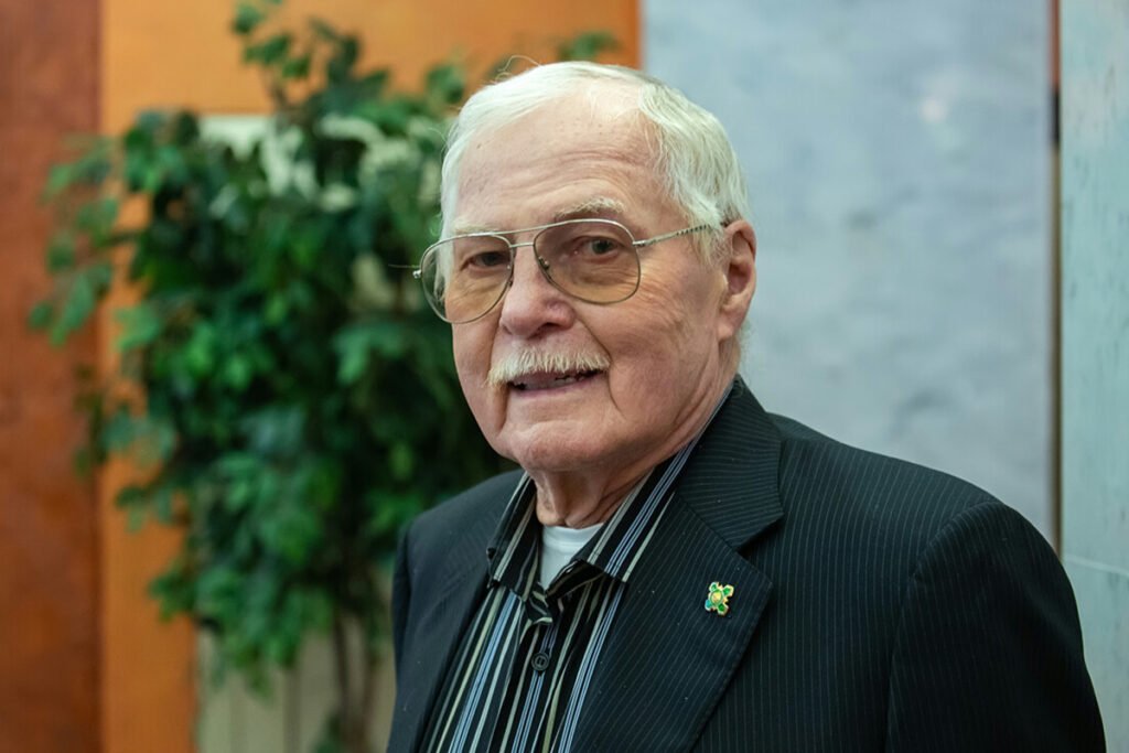 «Беларусь 3» покажет знаковые фильмы и передачи к 80-летию Владимира Гостюхина