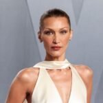 Белла Хадид в кружевном пеньюаре: новая фотосессия Orebella