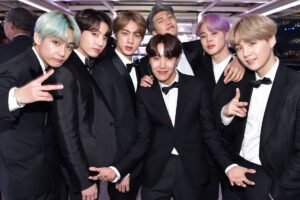 BTS анонсировали новый альбом Arirang и прямую трансляцию концерта