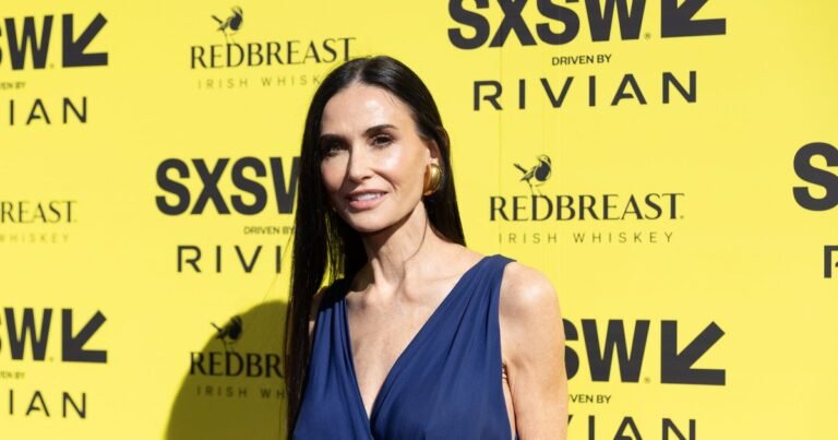 Деми Мур: причины экстремальной худобы и беспокойство друзей