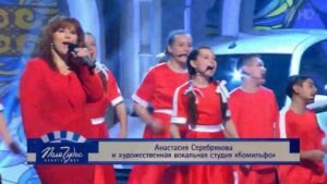 Детский ансамбль из Волгограда прославился песней про счастливую жизнь без интернета