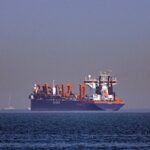 Движение в Ормузском проливе почти полностью остановлено