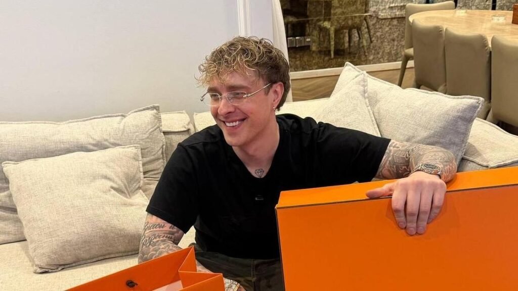 Егор Крид рассказал о конфликте с пьяными пассажирами на рейсе