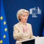 ЕК не намерена менять сроки отказа от российского СПГ