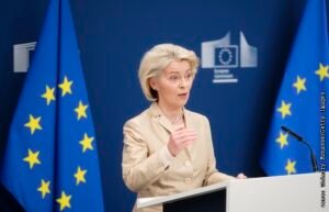 ЕК не намерена менять сроки отказа от российского СПГ