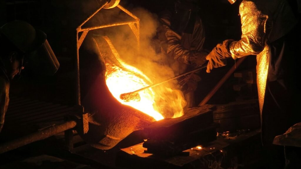 Экспорт КНР резко вырос из-за кризиса вокруг Ирана