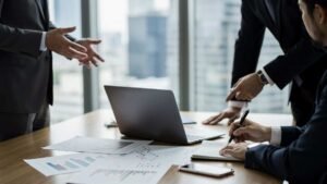 ФРС США оставит ставку без изменений из-за геополитики и атак на нефтяную инфраструктуру