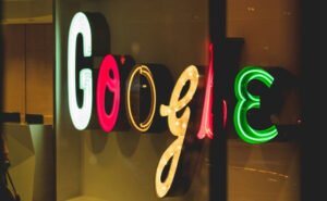 Google перестал кормить сайты: трафик из поиска обрушился