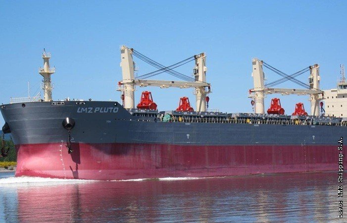 Грузовое судно из Мурманска запросило помощь в Норвежском море