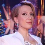 Яна Чурикова травмировала ногу на съёмках шоу «Голос»