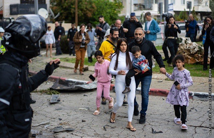 Иран наносит ответный удар Израилю за смерть Лариджани