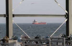 Иран усиливает оборону острова Харк в преддверии возможных действий США