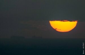 Иран вводит плату за проход судов через Ормузский пролив