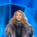 Карина Кокс поделилась редкими фото с повзрослевшими дочерями