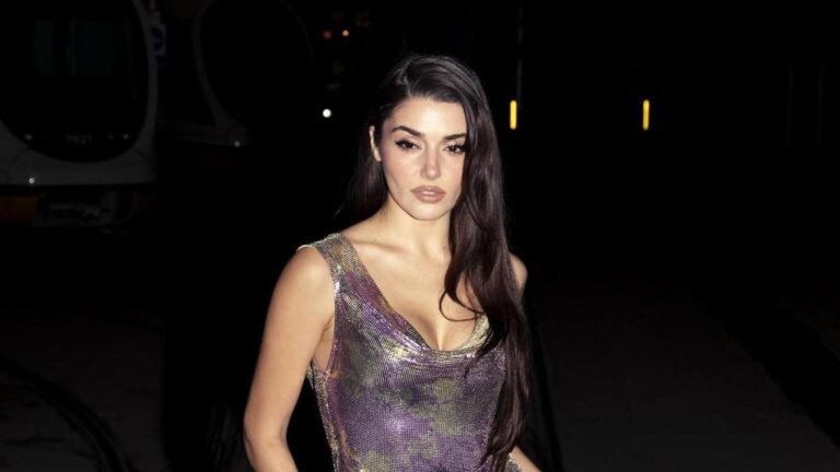 Ханде Эрчел оправдалась после обвинений в наркозависимости