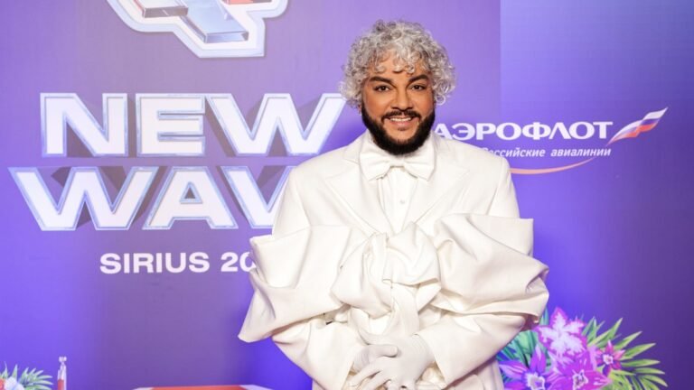 Киркоров объяснил инцидент с курением в аэропорту