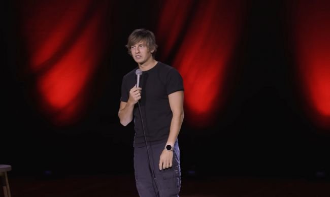 Комик Щербаков нашел способ обойти волну отмен после запрета Сабурову