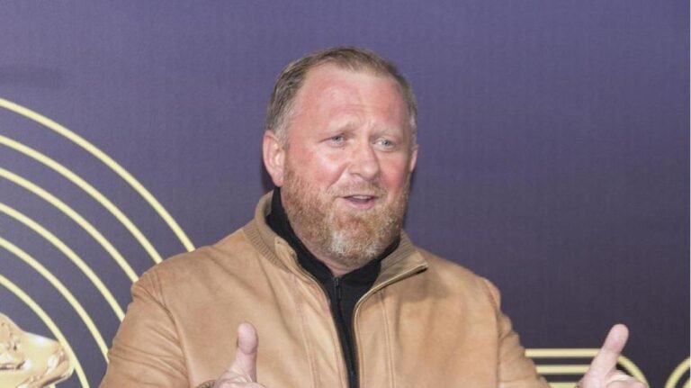 Константина Ивлева заменили в шоу «На ножах» на его хейтершу из Тюмени