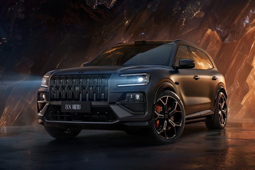 Кроссовер Zeekr 8X: гибридная мощь и премиальный комфорт