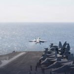 КСИР атаковал американский авианосец «Авраам Линкольн»
