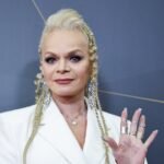 Лариса Долина находит поддержку после потери квартиры