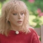 Литвиненко объяснил, почему Пугачева начала ходить с тростью