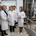 Матвиенко оценила курганский фармкомплекс «Велфарм»