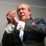 Михаил Ефремов снова на сцене: премьера спектакля 'Без свидетелей'