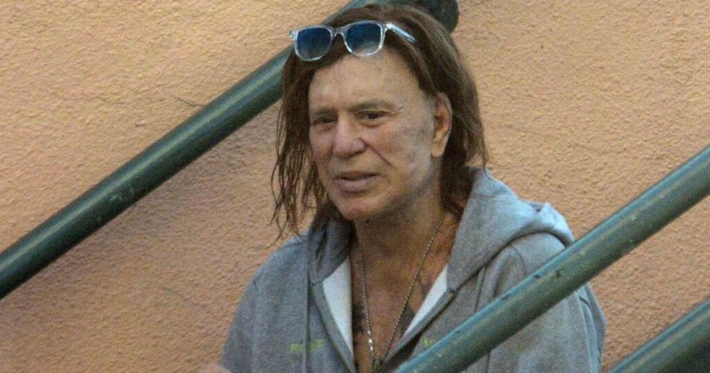 Микки Рурка выселяют из дома из-за долга в $60 тысяч