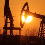 Минфин США разъяснил условия смягчения санкций на российскую нефть