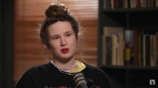 Монеточку не пустили в Австралию из-за визовых проблем