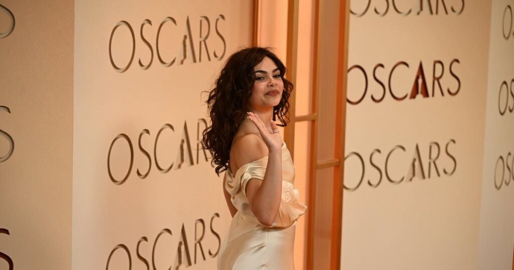 На «Оскаре-2026» прически в стиле «Грозового перевала» стали новым трендом