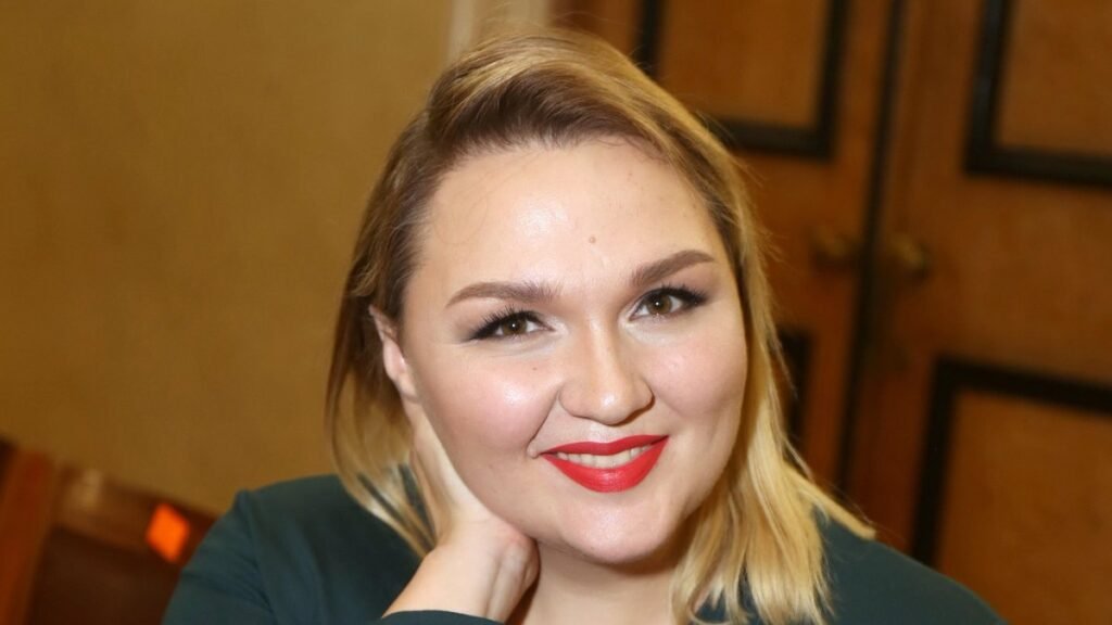 Надежда Ангарская ответила хейтерам на свою неприятность