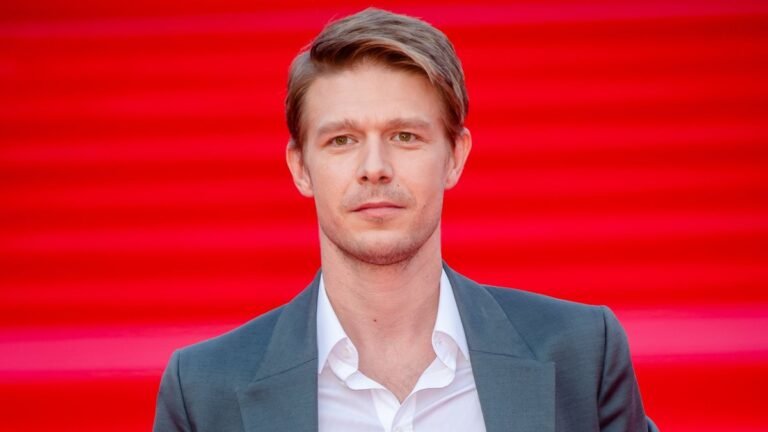 Никита Ефремов о возвращении отца на сцену после тюрьмы