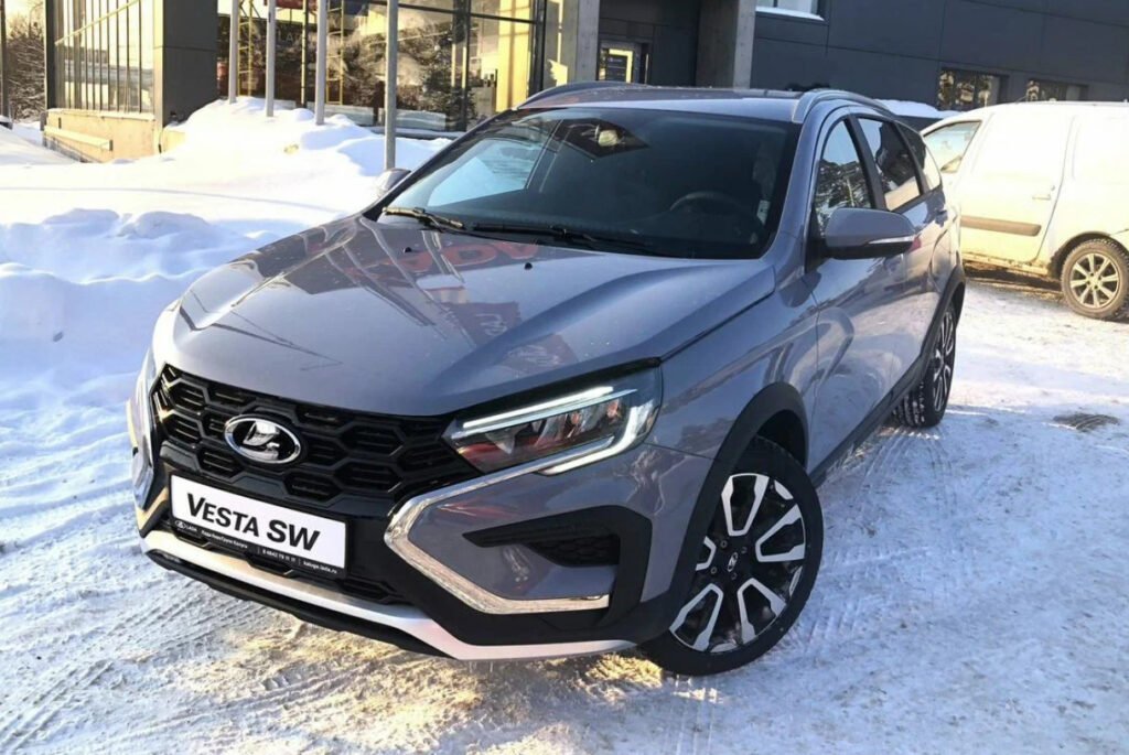 Отзыв владельца Lada Vesta SW Cross 1.8 с китайским вариатором: расход топлива и впечатления