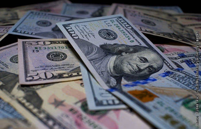 Подпись Трампа на американских купюрах: беспрецедентный шаг