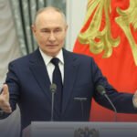 Путин наградил паралимпийцев и их тренеров за успехи на Играх