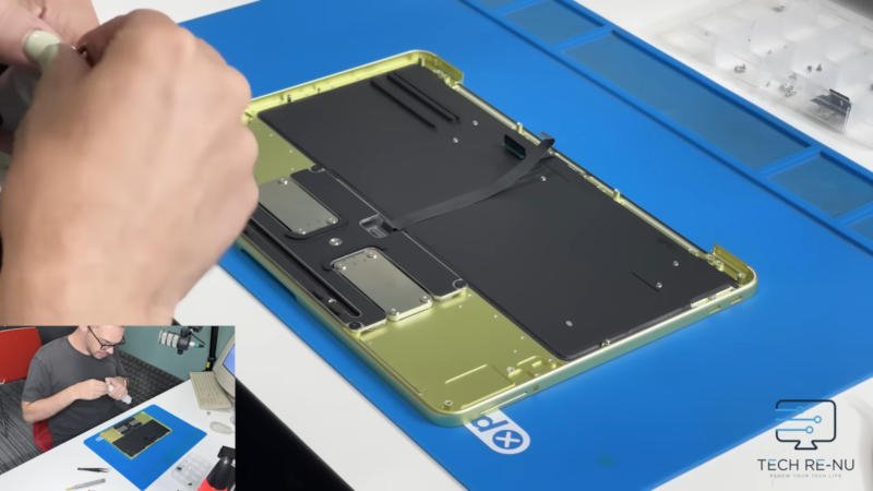 Разборка Apple MacBook Neo: простой ремонт и модульная конструкция