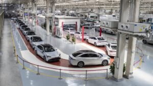 Россия стала лидером по импорту автомобилей из Китая