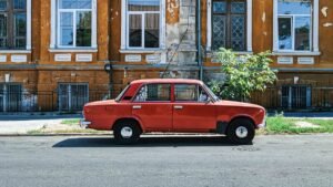 Рост популярности старых автомобилей в России: причины и тенденции