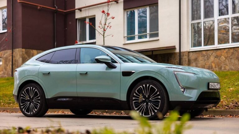 Рост продаж электромобилей в России: экспертный анализ