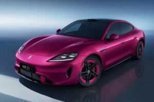 SAIC представил электромобиль Z7: аналог Porsche Taycan за 2,9 млн рублей