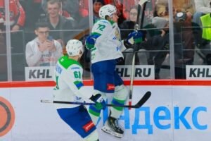 «Салават Юлаев» обыграл «Автомобилист» и сравнял счёт в серии