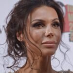 Самойлова в шокирующем образе: откровенное платье вызвало негодование