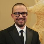 Саша Петров переезжает в новый дом в поселке «Ильинские холмы»