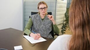 Секреты успешного собеседования: как не выдать корпоративные тайны