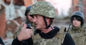 Шон Пенн проигнорировал 'Оскар' ради поездки в Украину