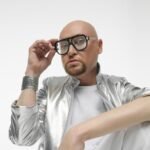 Шура рассказал о фанатке, которая проникла в его квартиру