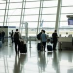 США отправляют агентов ICE в аэропорты из-за шатдауна